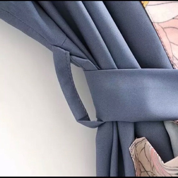 KIMONO ROBE - Picture 8 of 14